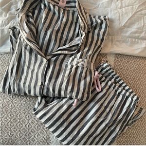 Victoria’s Secret Pajama Set